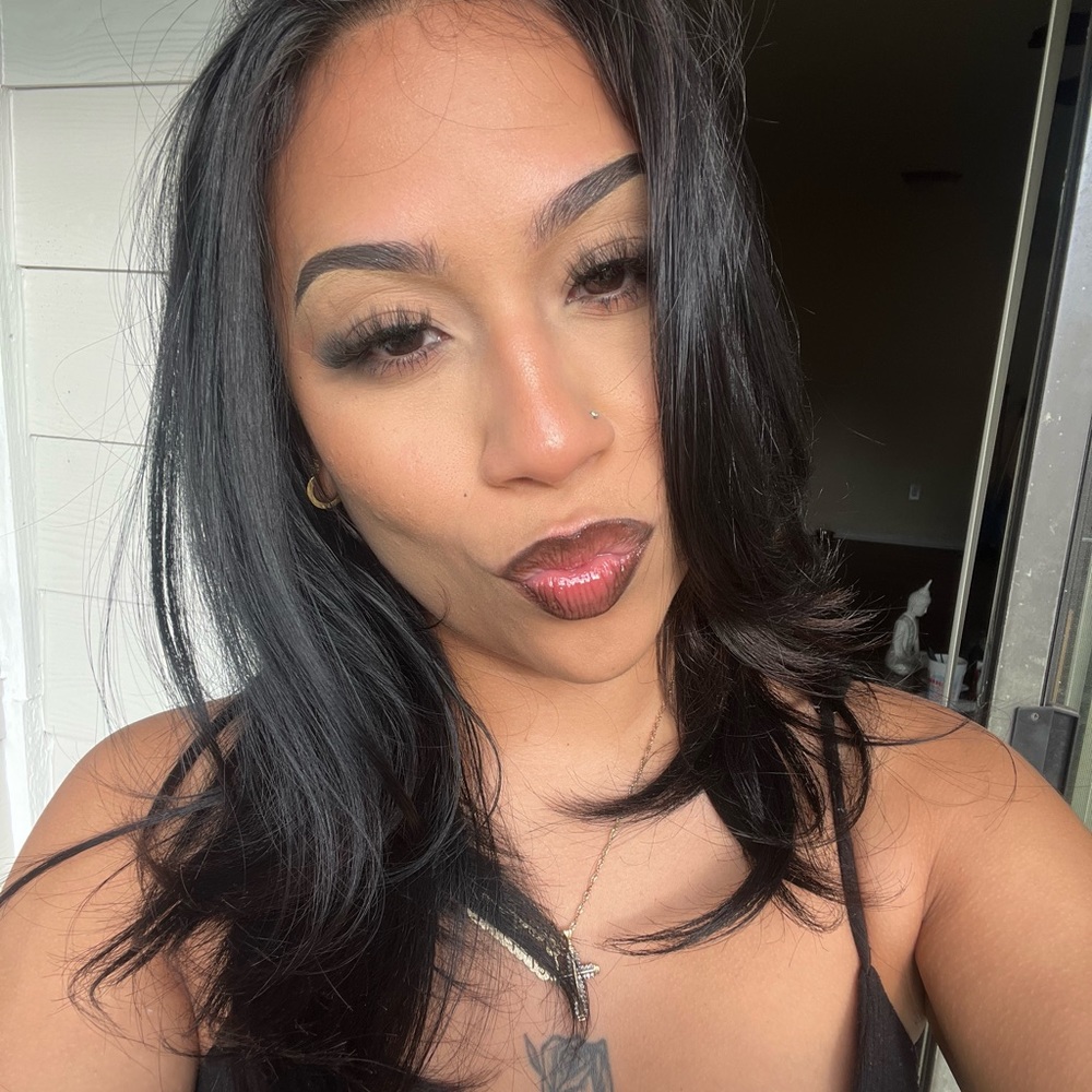 Meet your Posher, Diana